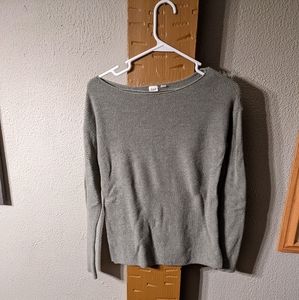Green Gap sweater